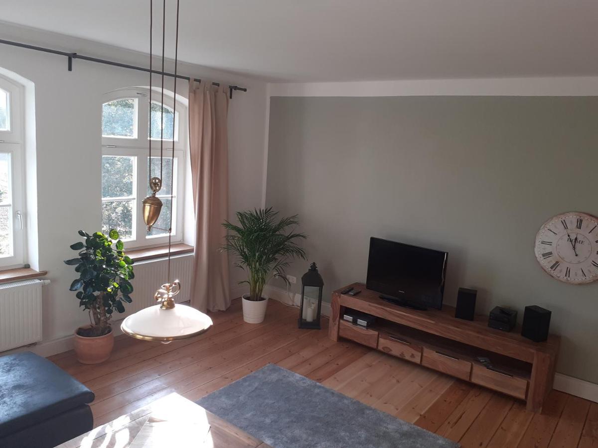 Ferienwohnung Ehemalige Revierfoersterei "Uns Luett" Kuhstorf Exteriör bild